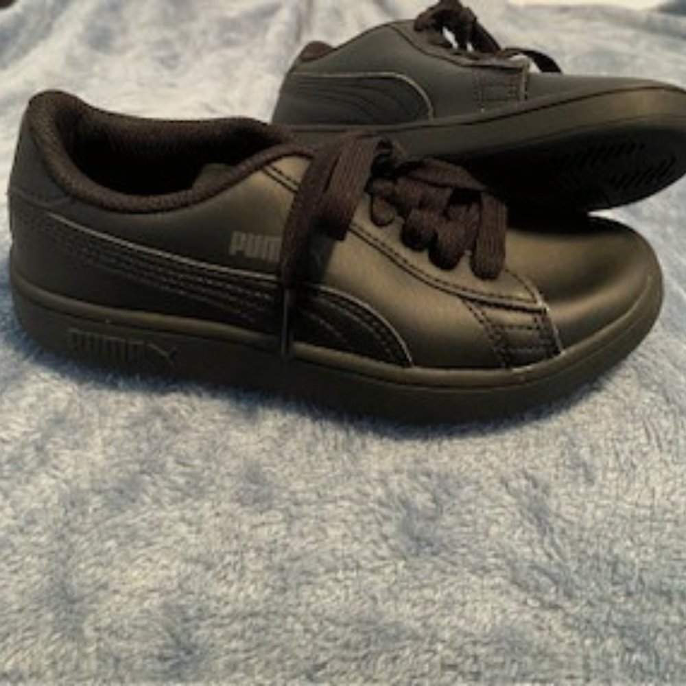 Puma Boy’s Low-top Sneakers Black Size 12.5 New